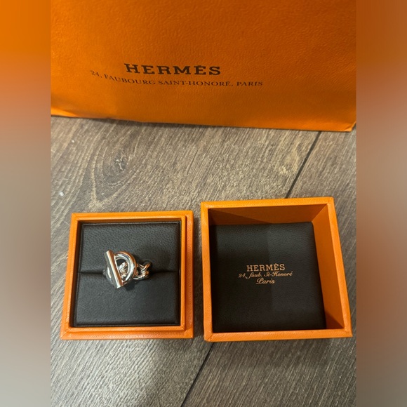 Authentic Hermes ring - Picture 2 of 8